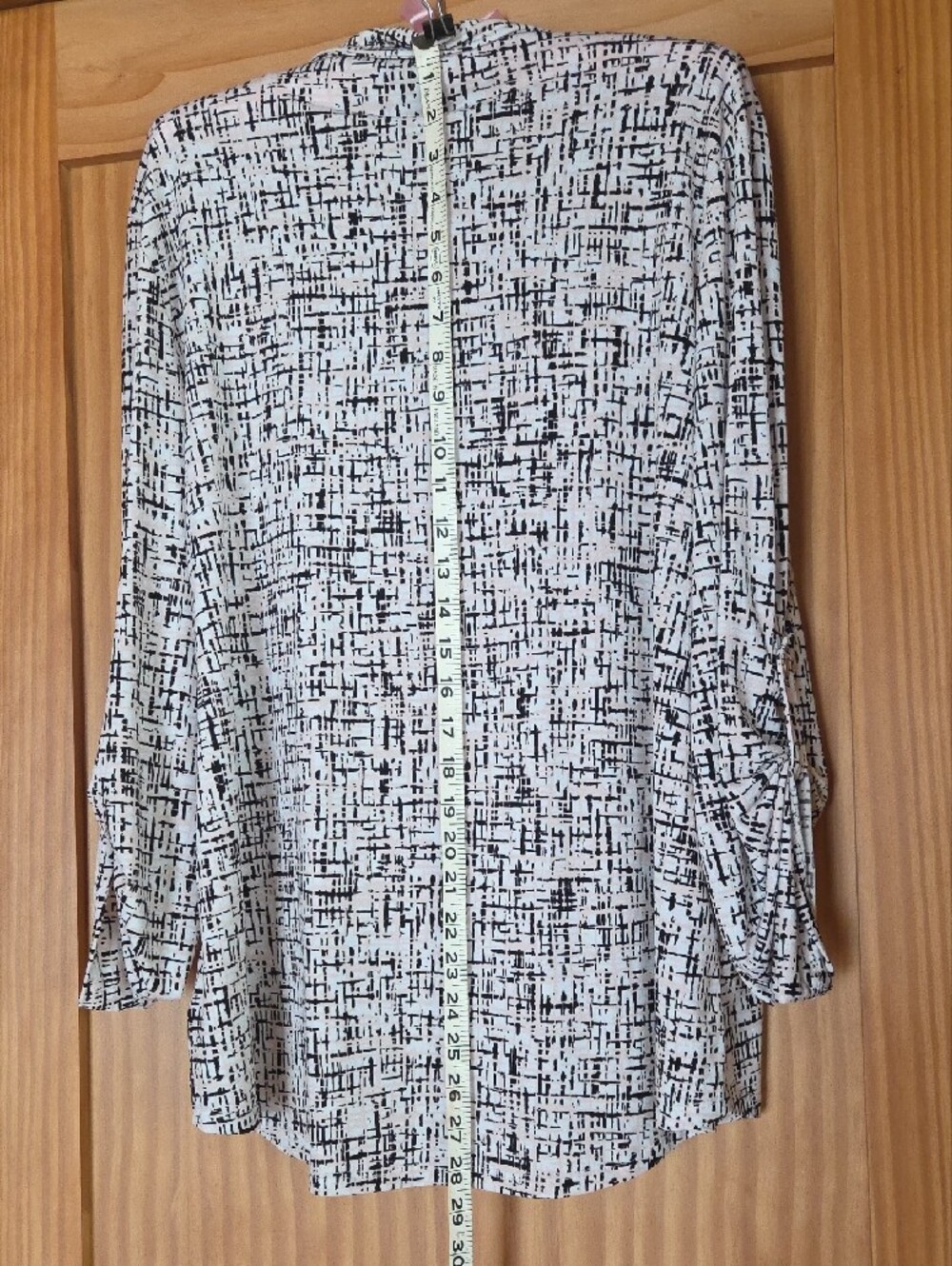 Jones New York Black and White Patterned Button-Down Shirt - Picture 7 of 7